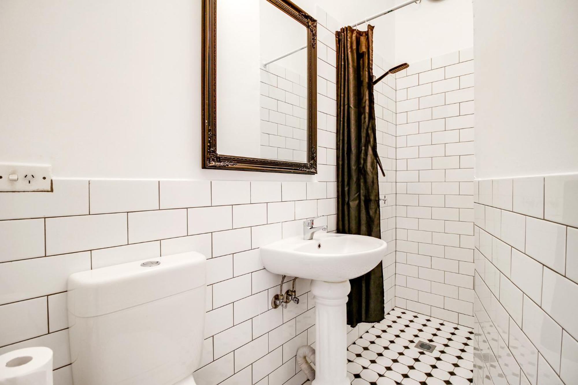 Venus By The Harbour Budget Hotel Sydney Bagian luar foto