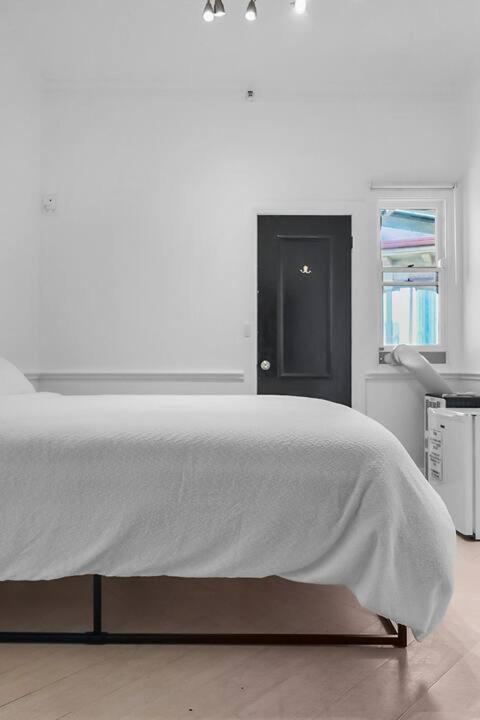Venus By The Harbour Budget Hotel Sydney Bagian luar foto